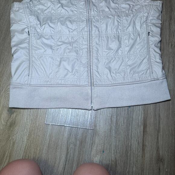Patagonia Women’s Quilted Vest XL Beige Full Zip Fleece Lined Light Insulated - Picture 4 of 8